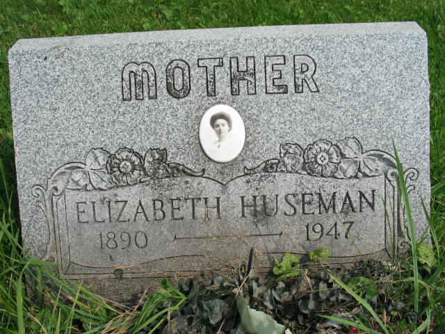 Elizabeth Huseman tombstone
